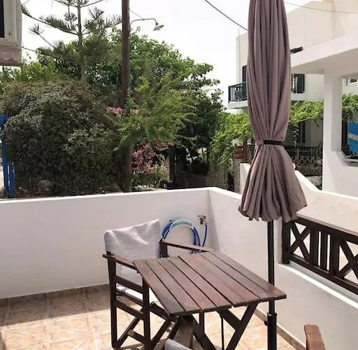 Casa Adamo Adamantas (Milos)